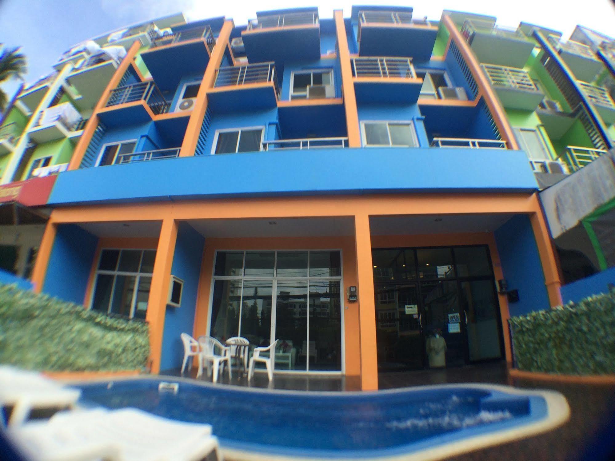 Only Blue Hotel Patong Екстер'єр фото